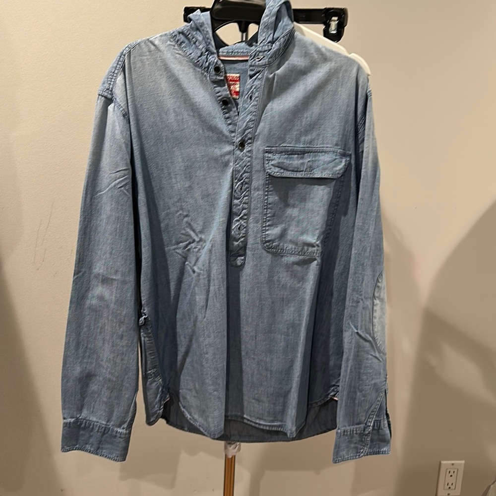 Good condition Levi’s jeans hoodie
